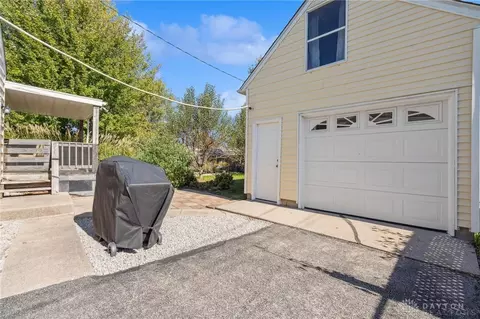 Exterior - 112 Oak St, Wilmington, OH 45177 photo 3 of 8