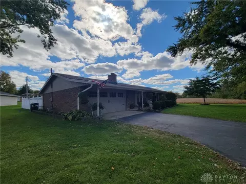 2887 Dayton Springfield Rd, Springfield, OH 45506 photo 3