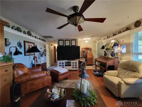2887 Dayton Springfield Rd, Springfield, OH 45506 photo 13