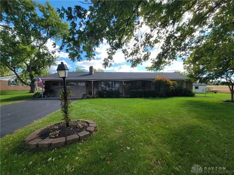 2887 Dayton Springfield Rd, Springfield, OH 45506 photo 2