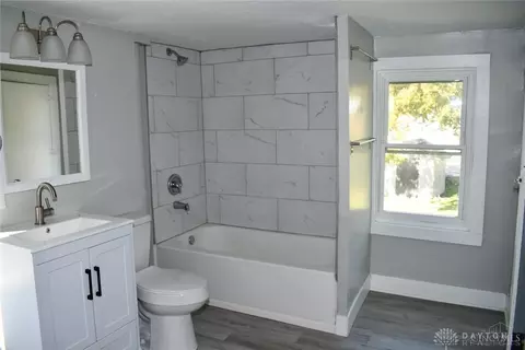 150 E North St, Springboro, OH 45066 photo 9