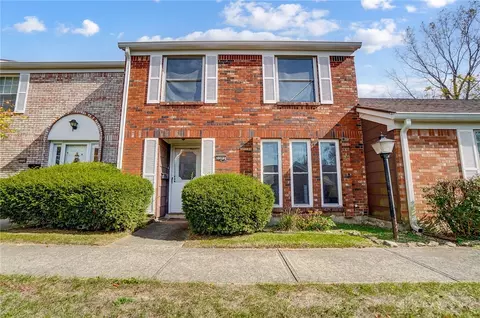 3302 Westchester Ct, Fairborn, OH 45324