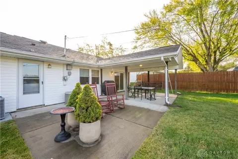 3907 Sparkhill Dr, Enon, OH 45323 photo 32