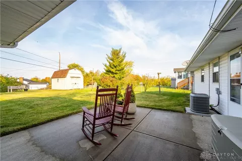 3907 Sparkhill Dr, Enon, OH 45323 photo 31