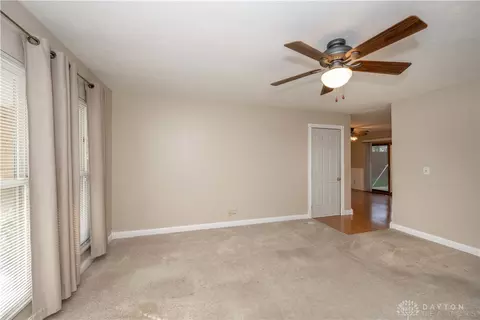3907 Sparkhill Dr, Enon, OH 45323 photo 7