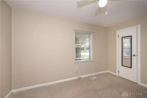 3907 Sparkhill Dr, Enon, OH 45323 photo 23