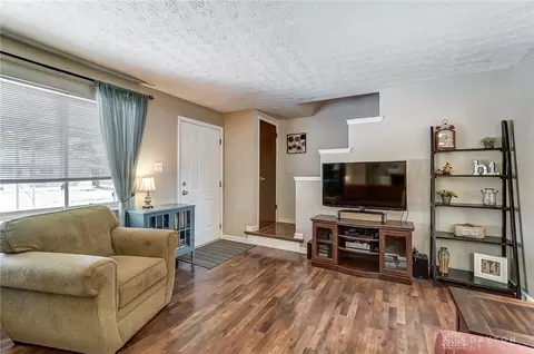 9359 Jericho Dr, Cincinnati, OH 45231 photo 9