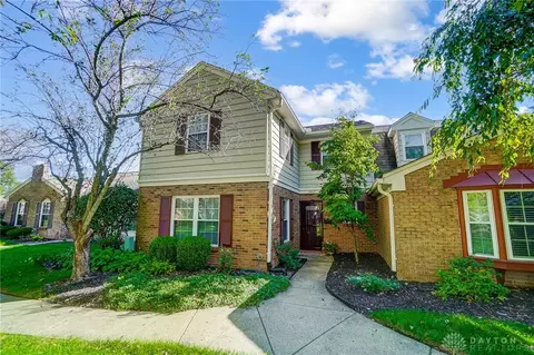 7807 Abraham Lincoln Dr, Washington Township, OH 45459