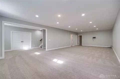 346 Crown Point Dr, Centerville, OH 45458 photo 34