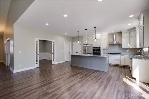 346 Crown Point Dr, Centerville, OH 45458 photo 13