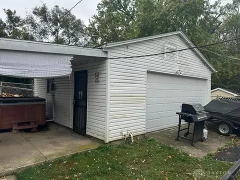 1823 W Washington St, Springfield, OH 45506 photo 4