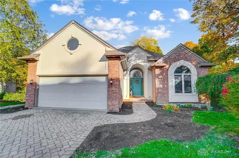 2701 Poplar Ridge Ct, Dayton, OH 45431