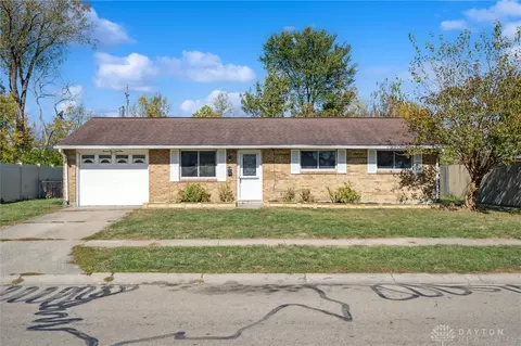 7001 Stonehurst Dr, Dayton, OH 45424