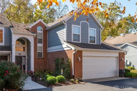 290 Elmwood Dr, Springboro, OH 45066