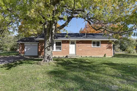 405 Pleasant Pln, Clayton, OH 45315