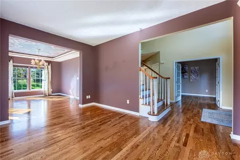 Living - 4609 Dolley Dr, Kettering, OH 45440 photo 1 of 10