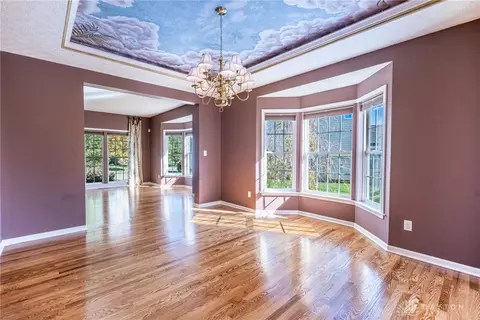 Living - 4609 Dolley Dr, Kettering, OH 45440 photo 4 of 10