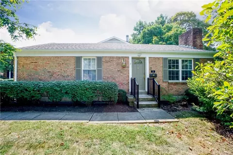 1 S Applewood Ct, Fairfield, OH 45014
