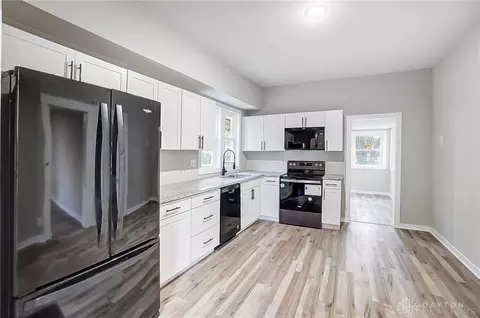 Kitchen - 339 E 4th St, Franklin, OH 45005 photo 2 of 4