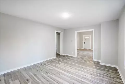 Living - 339 E 4th St, Franklin, OH 45005 photo 3 of 3