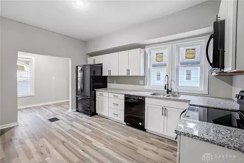 Kitchen - 339 E 4th St, Franklin, OH 45005 photo 1 of 4