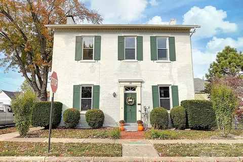 28 S 1st St, Tipp City, OH 45371