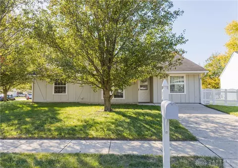 149 Pam Dr, Franklin, OH 45005