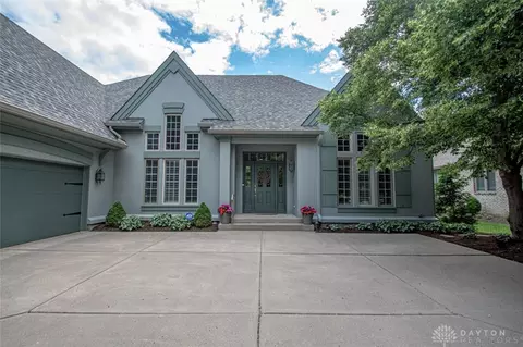 1248 Courtyard Pl, Centerville, OH 45458 photo 2