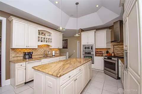 1248 Courtyard Pl, Centerville, OH 45458 photo 15