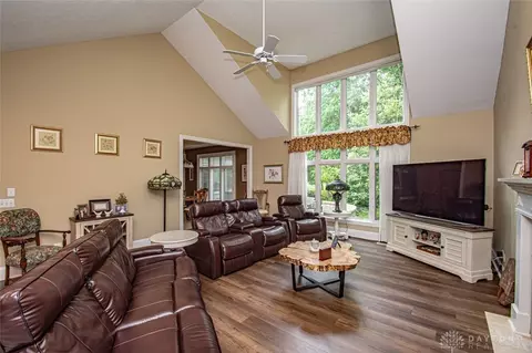 1248 Courtyard Pl, Centerville, OH 45458 photo 13