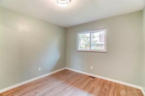Bedroom - 1913 Echo Woods Ct, Kettering, OH 45429 photo 3 of 6