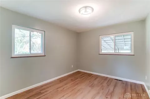 Bedroom - 1913 Echo Woods Ct, Kettering, OH 45429 photo 1 of 6