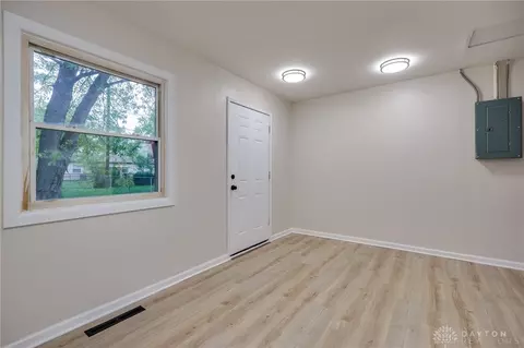 1212 Cobb Ave, Springfield, OH 45506 photo 8