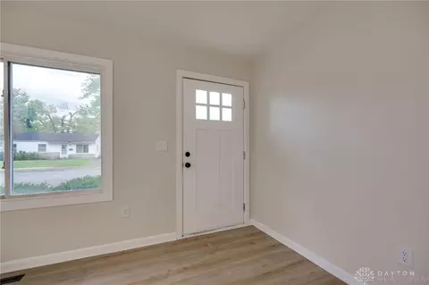1212 Cobb Ave, Springfield, OH 45506 photo 2