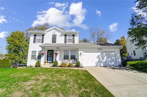 4235 Crow Ct, Miamisburg, OH 45342
