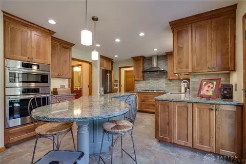 Kitchen - 3405 Kenerly St, Springfield, OH 45502 photo 3 of 8