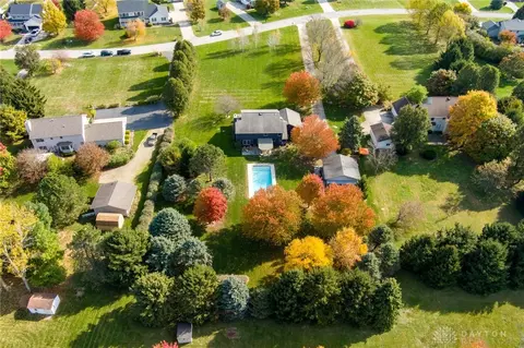 View/Area - 3405 Kenerly St, Springfield, OH 45502 photo 7 of 9