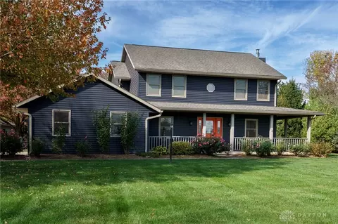 Exterior - 3405 Kenerly St, Springfield, OH 45502 photo 2 of 18