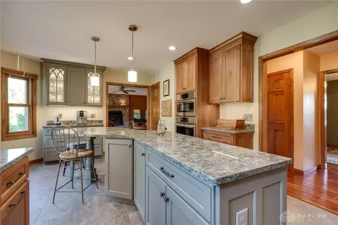 Kitchen - 3405 Kenerly St, Springfield, OH 45502 photo 6 of 8