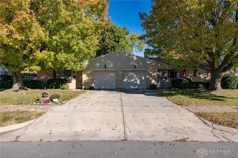 425 427 Heather St #425, Englewood, OH 45322
