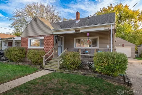 1301 Kenwood Ave, Springfield, OH 45505 photo 2