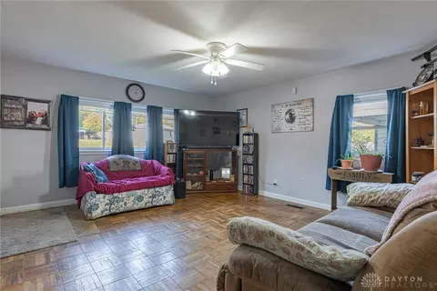 1301 Kenwood Ave, Springfield, OH 45505 photo 9