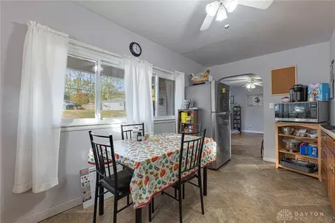 1301 Kenwood Ave, Springfield, OH 45505 photo 5