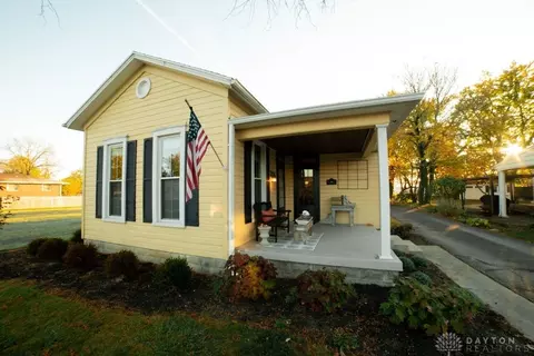 30 N Perry St, Vandalia, OH 45377