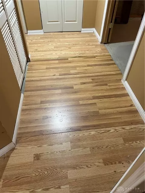 Entry Way - 60 Keevers Pt, Springboro, OH 45066 photo 3 of 4