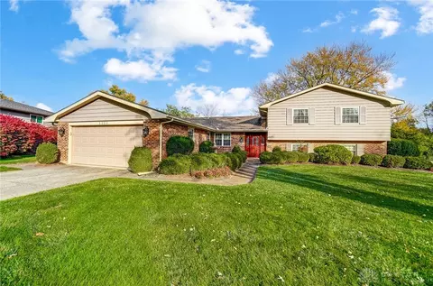 2202 Crystal Marie Dr, Dayton, OH 45431
