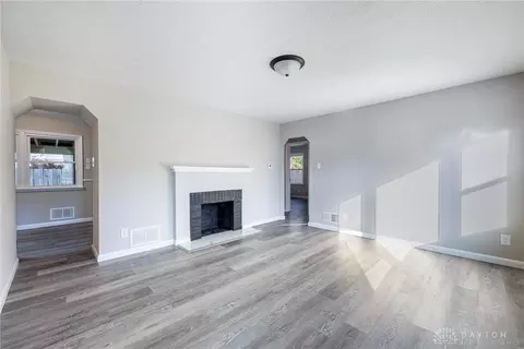 121 Castlewood Ave, Dayton, OH 45405