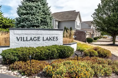 4144 Fieldsedge Dr, Mason, OH 45040 photo 2