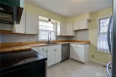 3108 Hobart Ave, Kettering, OH 45429 photo 11