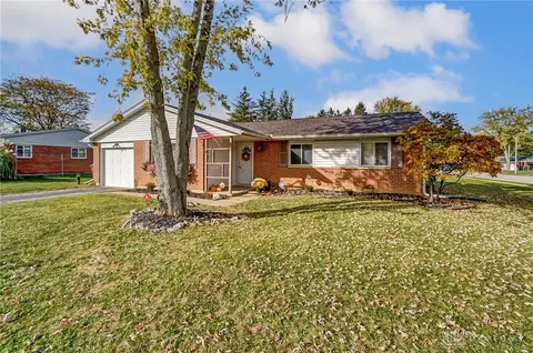 401 W Wenger Rd, Englewood, OH 45322
